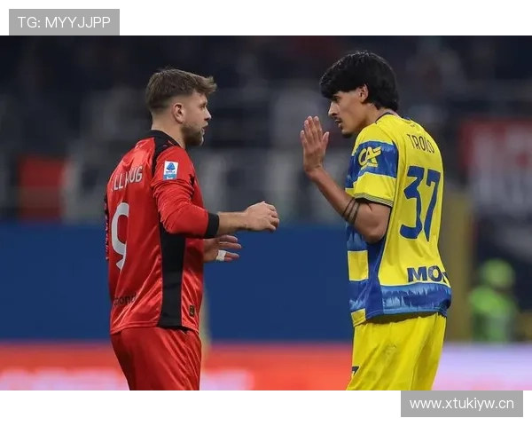 AC米兰高位压迫防守策略下,防线空档暴露问题及对比赛稳定性影响逐步显现 AC米兰高位压迫防守策略下,防线空档暴露问题及对比赛稳定性影响逐步显现