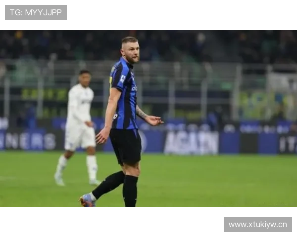 什克里尼亚尔防守稳健,出球能力持续提升,中卫表现值得关注 什克里尼亚尔防守稳健,出球能力持续提升,中卫表现值得关注