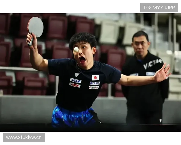 张本智和家里那桌乒乓球拍，比我房子还贵，真是有钱人的玩具啊！